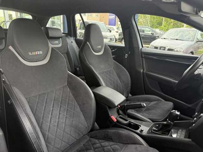 SKODA Octavia 2.0 RS245 Combi+Navi+CarPlay+Totwinkel+