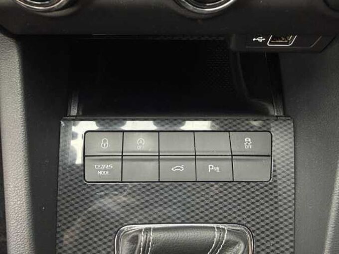 SKODA Octavia 2.0 RS245 Combi+Navi+CarPlay+Totwinkel+