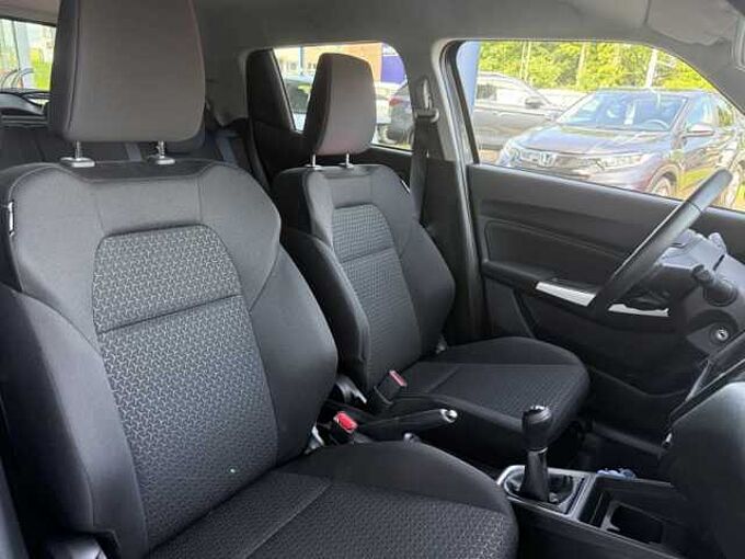 Suzuki Swift Comfort Hybrid +Sitzhzg.+CarPlay+LED+