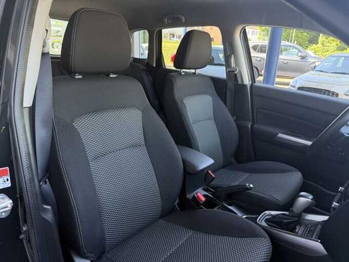 Suzuki Vitara 1.4 Comfort A/T Hybrid +CarPlay+LED+Iso+