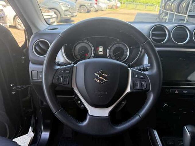 Suzuki Vitara 1.4 Comfort A/T Hybrid +CarPlay+LED+Iso+