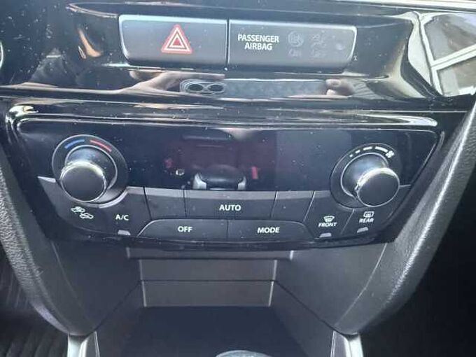 Suzuki Vitara 1.4 Comfort A/T Hybrid +CarPlay+LED+Iso+