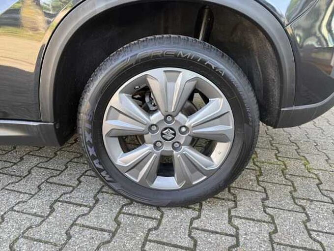 Suzuki Vitara 1.4 Comfort A/T Hybrid +CarPlay+LED+Iso+