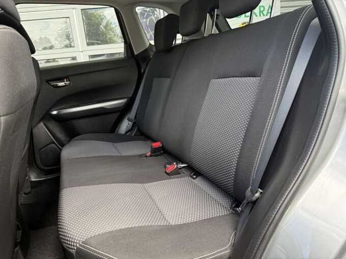Suzuki Vitara 1.4 Comfort Hybrid +Navi+RCam+Sitzhzg+