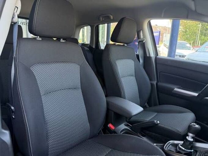 Suzuki Vitara 1.4 COMFORT HYBRID +LED+Navi+GARANTIE+
