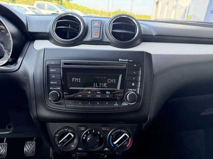 Suzuki Swift Club Hybrid +Tempomat+Blutooth+LED+