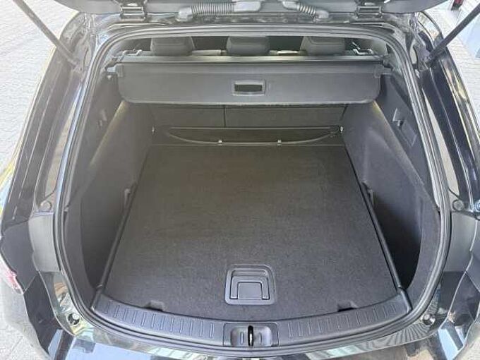 Suzuki Swace Comfort + CVT Hybrid +Totwinkel.+ACC+LED+