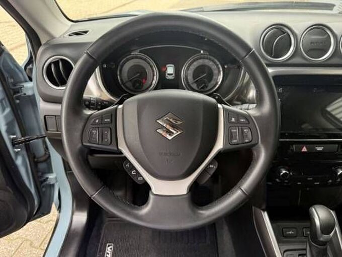 Suzuki Vitara 1.5 Comfort+ AGS +Totwinkel+Navi+CarPlay+