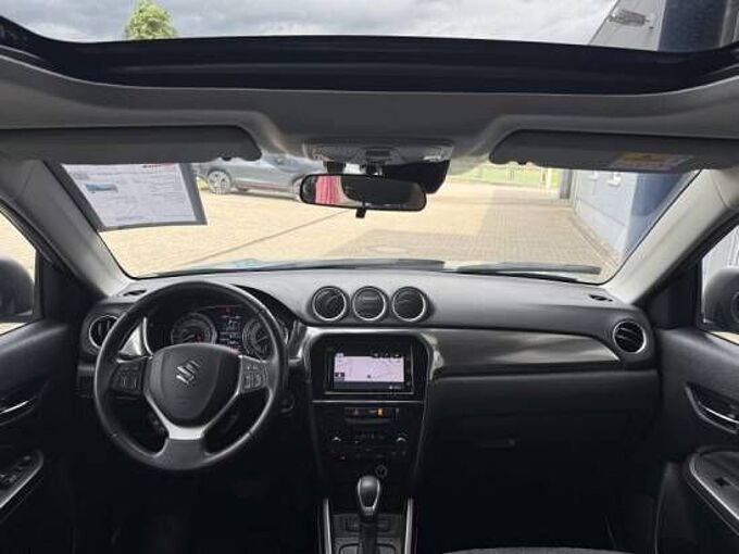 Suzuki Vitara 1.5 Comfort+ AGS +Totwinkel+Navi+CarPlay+