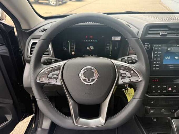 KGM Tivoli Nomad 6/AT 2WD +R&uuml;ckkamera+CarPlay+LED+