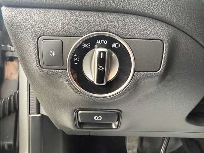 Mercedes-Benz GLA 200 1.6 AMG Line