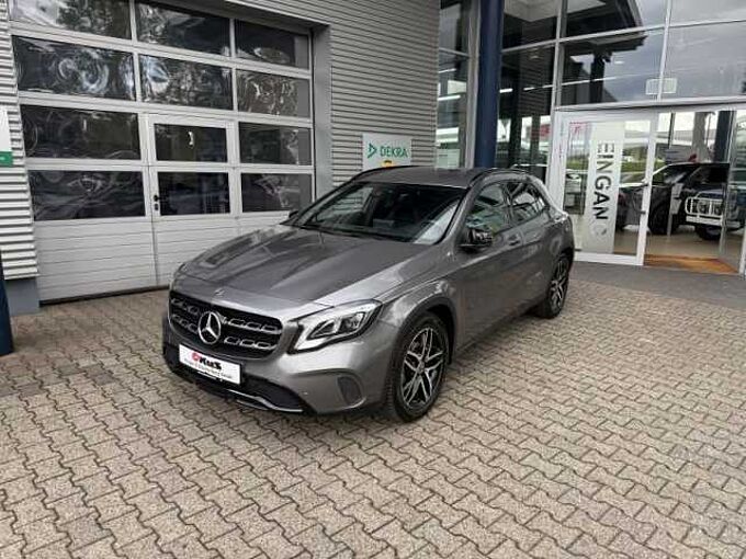 Mercedes-Benz GLA 200 1.6 AMG Line