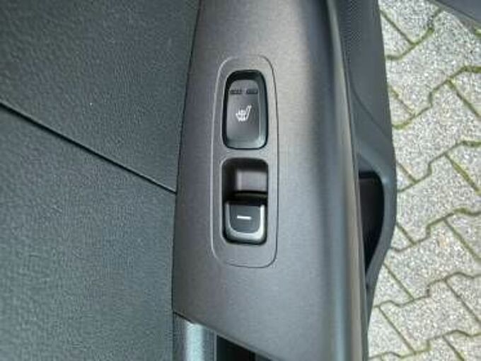 Kia Sportage GDI 1.6 +Xenon+Blutooth+USB+Sitzhzg+