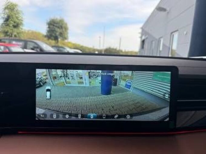 KGM Torres EVX Lux 2WD +Totw.+LED+Ambiente+CarPlay+