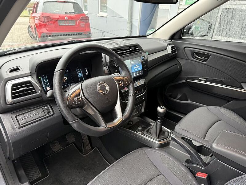 KGM Tivoli 6MT 2WD+Navi+Kamera+Sitzhzg. +Lichtauto.