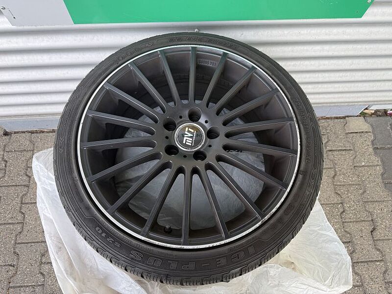SKODA Octavia 2.0 RS245 Combi+Navi+CarPlay+Totwinkel+