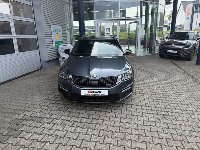 SKODA Octavia 2.0 RS245 Combi+Navi+CarPlay+Totwinkel+