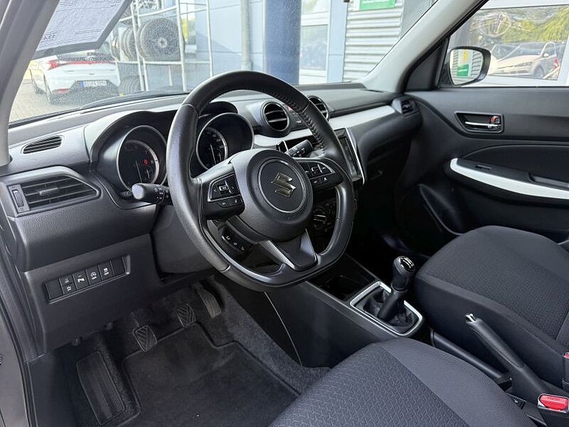 Suzuki Swift Comfort Hybrid +Sitzhzg. +CarPlay+LED+