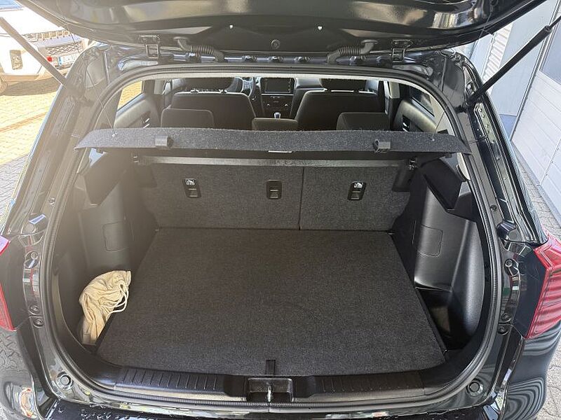 Suzuki Vitara 1.4 Comfort A/T Hybrid +CarPlay+LED+Iso+