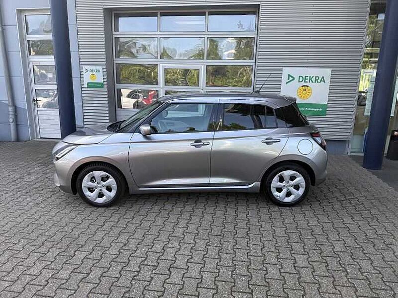 Suzuki Swift Comfort CVT Hybrid +Totw+Navi+RCAm+LED+