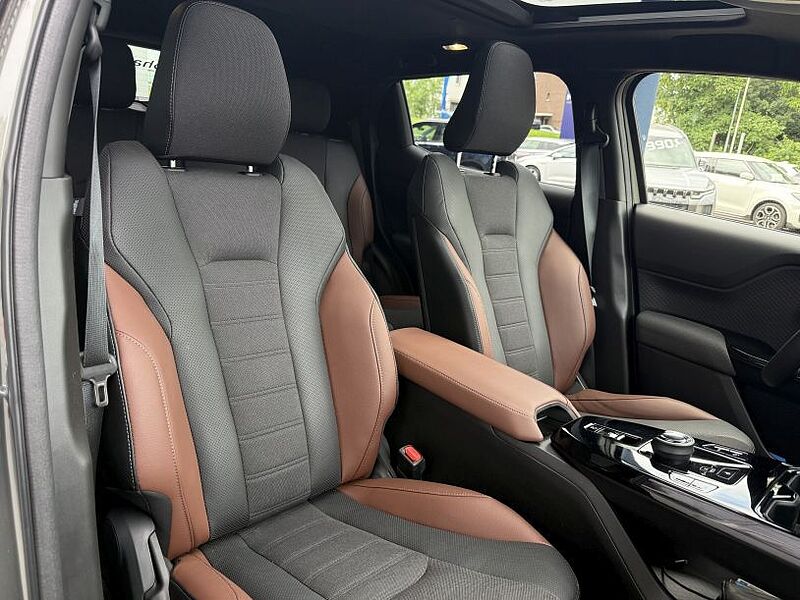 Suzuki e Vitara (61kWh) Comfort+Pano+LED+360Cam+Leder+