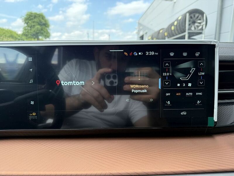 KGM Torres Nomad Hybrid 2WD +Tempomat+LED+CarPlay