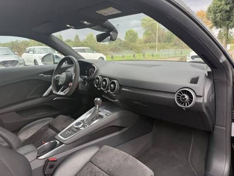 Audi TT RS TFSI 2.5 quattro Coupe +B&O+H&R+Navi+R. Cam
